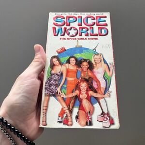 Spice World The Spice Girls Movie VHS 1998 Columbia Tristar 02018 Extra Footage